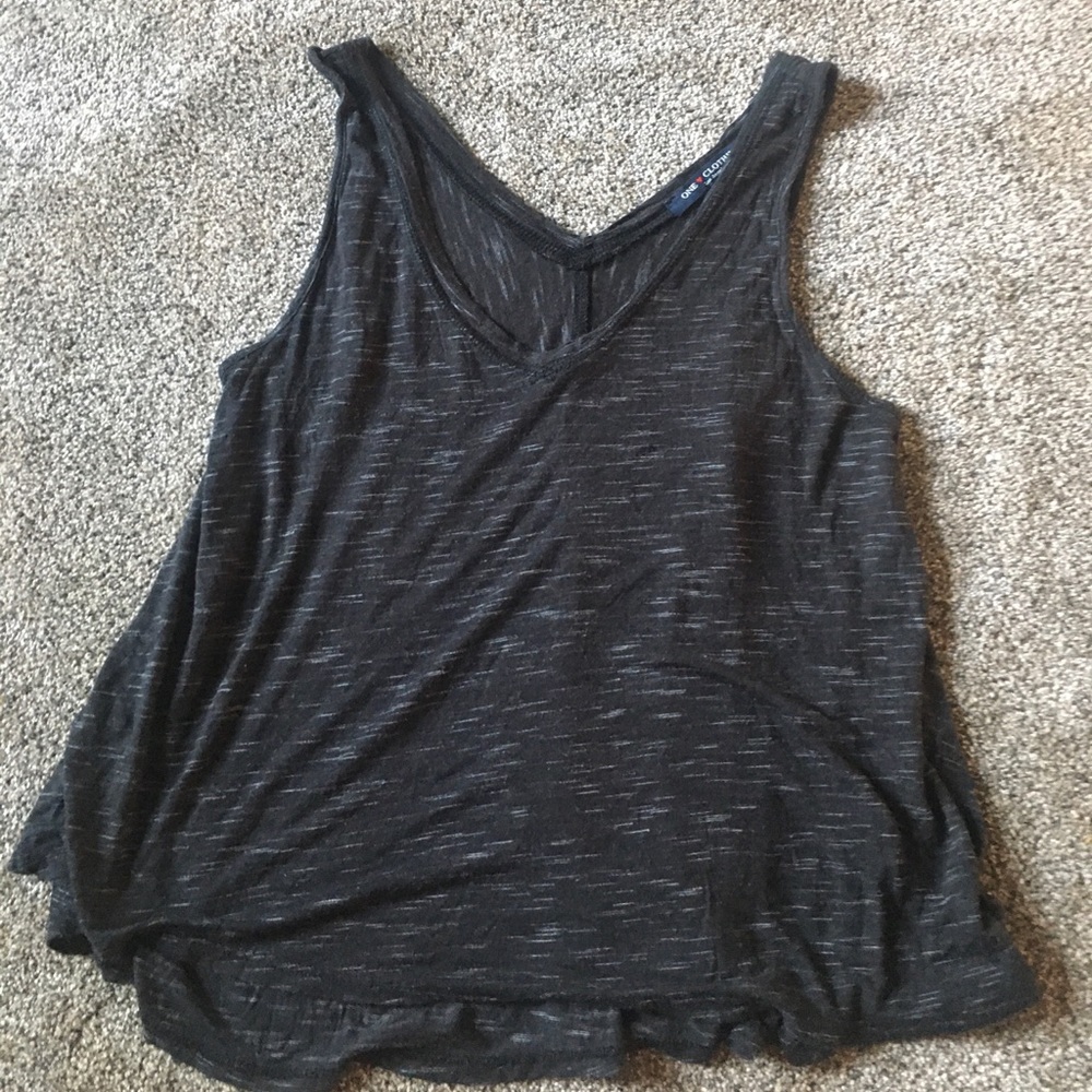 grey flowy tank